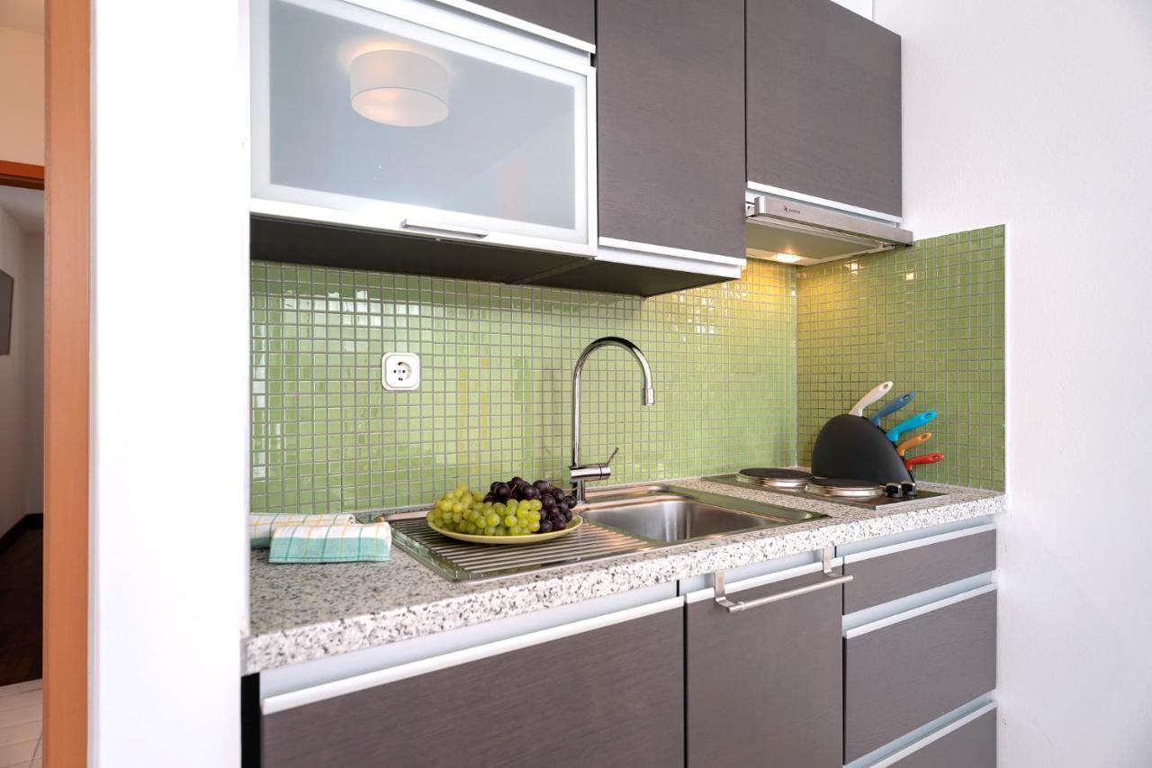 Hektorovic Poolside Apartments Bol Exterior photo