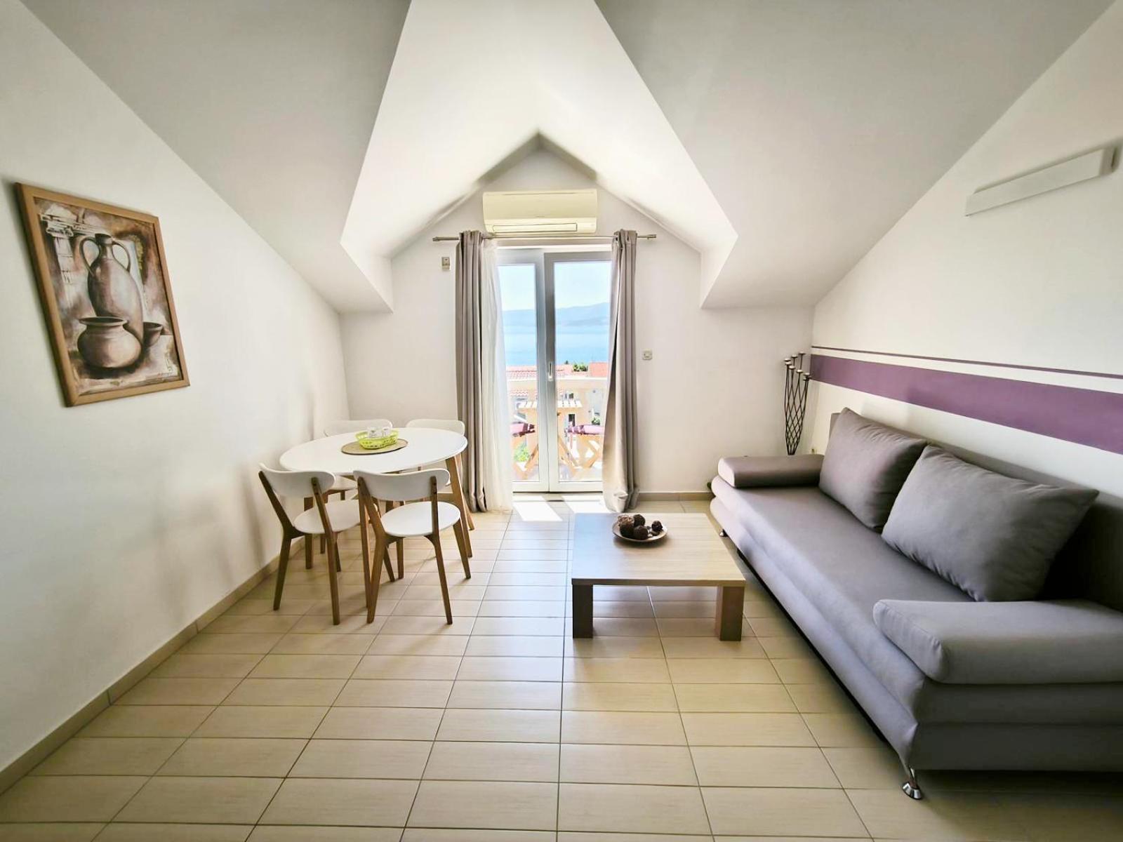 Hektorovic Poolside Apartments Bol Exterior photo